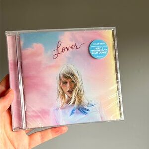 Taylor Swift Lover CD Album- UN OPENED!